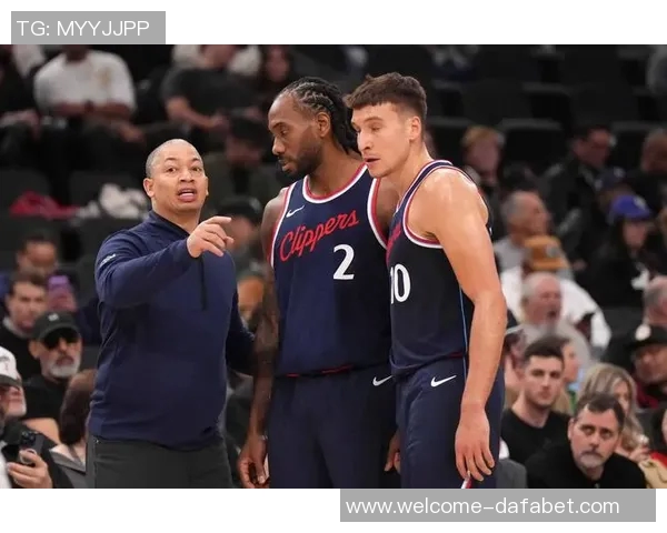 快船与尼克斯对决ESPN胜率分析揭示四连败的挑战与机遇